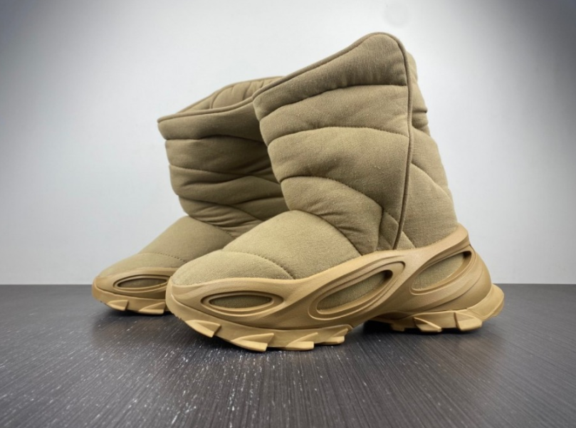 Yeezy NSLTD Boot 'Khaki'