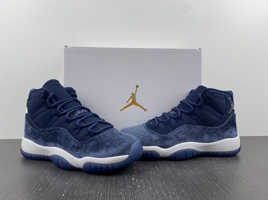 Air Jordan 11 Retro 'Navy Velvet'