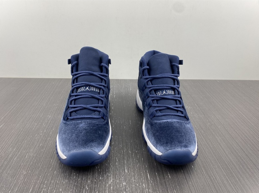 Air Jordan 11 Retro 'Navy Velvet'